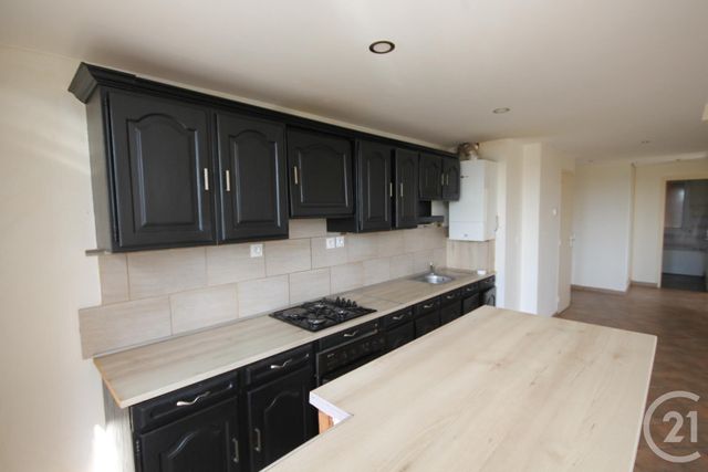 Afficher la photo en grand Appartement F3 à vendre - 3 pièces - 63.39 m2 - ST JEAN DE LA RUELLE - 45 - CENTRE - Century 21 Help'Immo