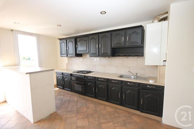 Afficher la photo en grand Appartement F3 à vendre - 3 pièces - 63.39 m2 - ST JEAN DE LA RUELLE - 45 - CENTRE - Century 21 Help'Immo