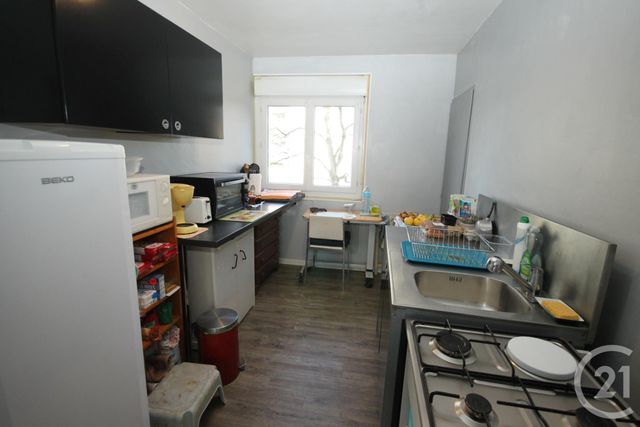 Afficher la photo en grand Appartement F3 à vendre - 3 pièces - 59.0 m2 - LA CHAPELLE ST MESMIN - 45 - CENTRE - Century 21 Help'Immo