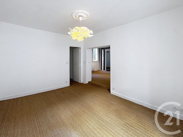 Appartement F4 à vendre - 4 pièces - 87.24 m2 - ORLEANS - 45 - CENTRE - Century 21 Help'Immo