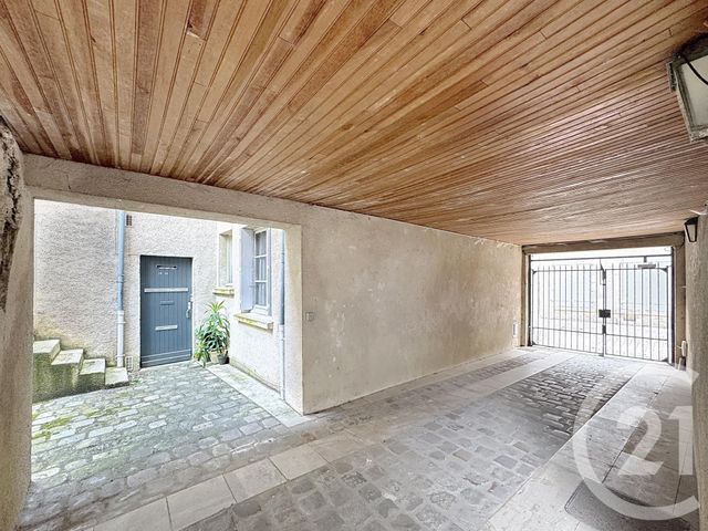 Appartement F4 à vendre - 4 pièces - 87.24 m2 - ORLEANS - 45 - CENTRE - Century 21 Help'Immo