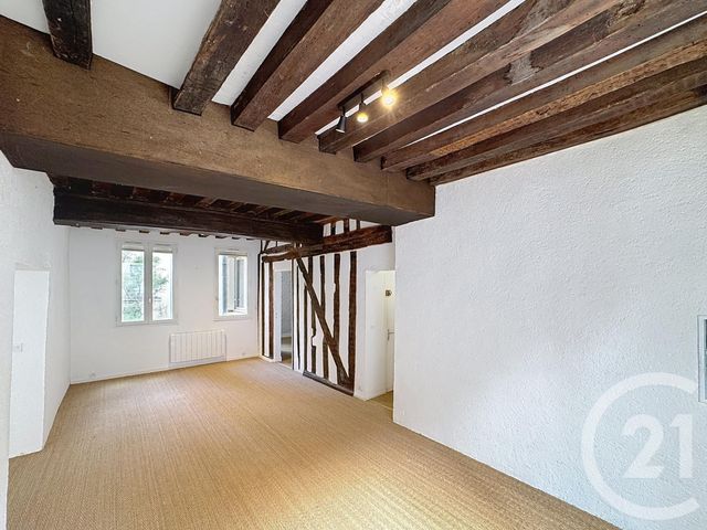 Appartement F4 à vendre - 4 pièces - 87.24 m2 - ORLEANS - 45 - CENTRE - Century 21 Help'Immo