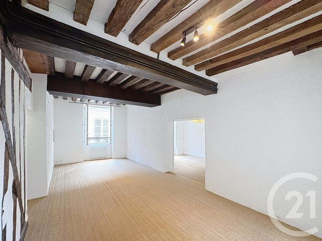 Appartement F4 à vendre - 4 pièces - 87.24 m2 - ORLEANS - 45 - CENTRE - Century 21 Help'Immo