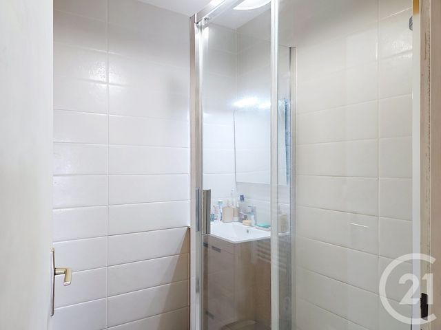 Appartement F5 à vendre - 5 pièces - 113.42 m2 - ORLEANS - 45 - CENTRE - Century 21 Help'Immo