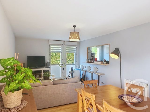 Appartement F5 à vendre - 5 pièces - 113.42 m2 - ORLEANS - 45 - CENTRE - Century 21 Help'Immo