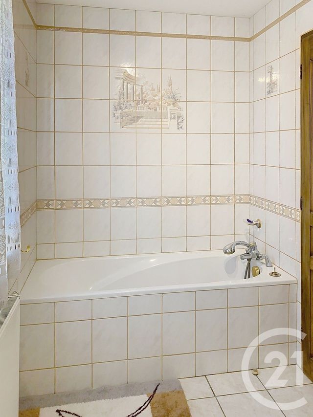 maison à vendre - 7 pièces - 131.53 m2 - ST JEAN DE LA RUELLE - 45 - CENTRE - Century 21 Help'Immo