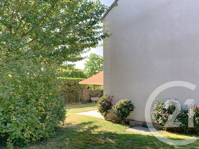 maison à vendre - 7 pièces - 131.53 m2 - ST JEAN DE LA RUELLE - 45 - CENTRE - Century 21 Help'Immo