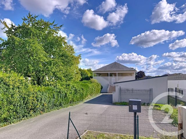 Appartement F4 à vendre - 4 pièces - 82.22 m2 - LA CHAPELLE ST MESMIN - 45 - CENTRE - Century 21 Help'Immo