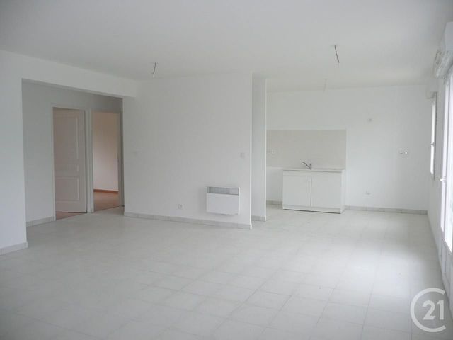 Appartement F4 à vendre - 4 pièces - 82.22 m2 - LA CHAPELLE ST MESMIN - 45 - CENTRE - Century 21 Help'Immo