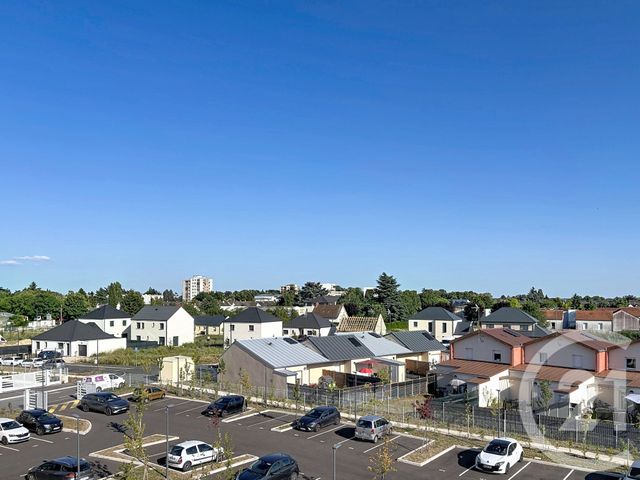 Appartement F2 à vendre - 2 pièces - 40.7 m2 - LA CHAPELLE ST MESMIN - 45 - CENTRE - Century 21 Help'Immo