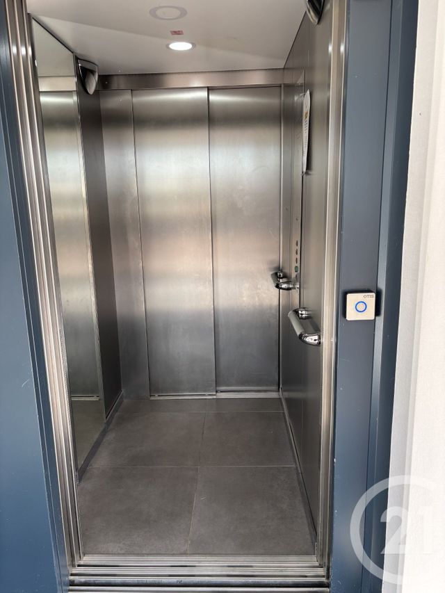 Appartement F2 à vendre - 2 pièces - 40.7 m2 - LA CHAPELLE ST MESMIN - 45 - CENTRE - Century 21 Help'Immo