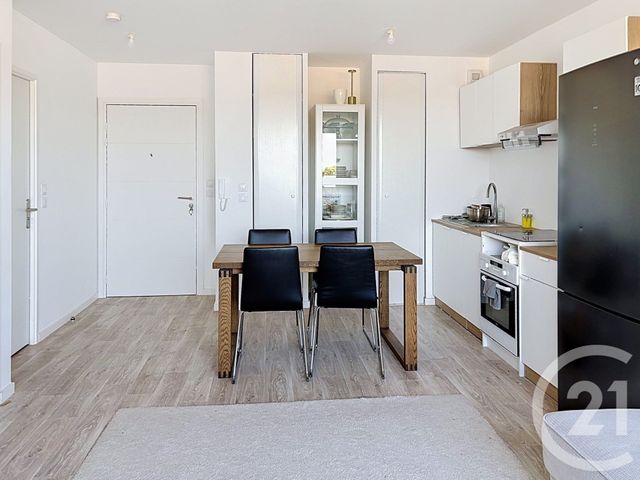 Appartement F2 à vendre - 2 pièces - 40.7 m2 - LA CHAPELLE ST MESMIN - 45 - CENTRE - Century 21 Help'Immo