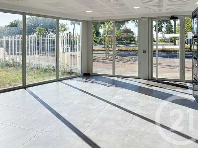 Appartement F2 à vendre - 2 pièces - 40.7 m2 - LA CHAPELLE ST MESMIN - 45 - CENTRE - Century 21 Help'Immo