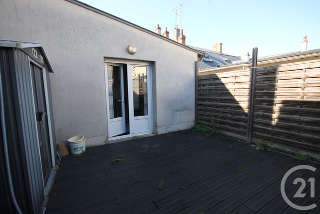 Appartement F2 à vendre - 2 pièces - 60.33 m2 - ORLEANS - 45 - CENTRE - Century 21 Help'Immo