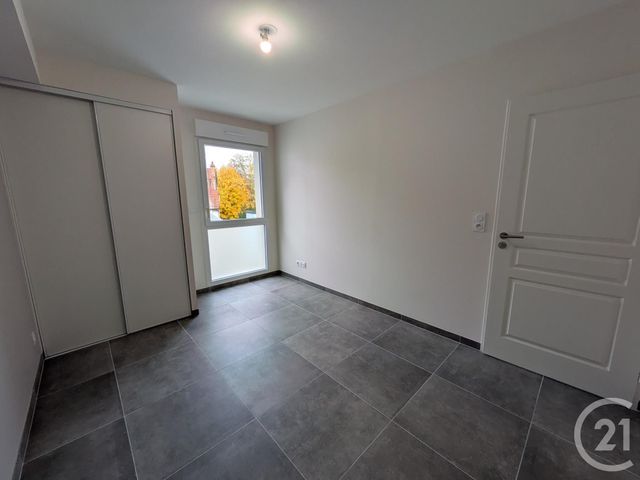 Appartement F2 à louer - 2 pièces - 45.0 m2 - ST JEAN DE LA RUELLE - 45 - CENTRE - Century 21 Help'Immo
