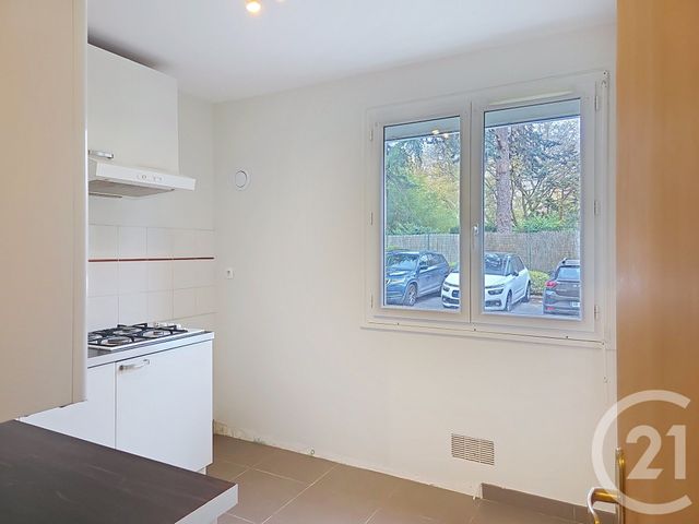 Appartement F2 à vendre - 2 pièces - 46.56 m2 - OLIVET - 45 - CENTRE - Century 21 Help'Immo