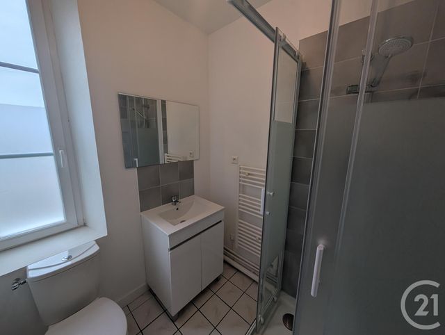 Appartement à louer - 2 pièces - 39.89 m2 - ORLEANS - 45 - CENTRE - Century 21 Help'Immo