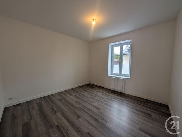 Appartement à louer - 2 pièces - 39.89 m2 - ORLEANS - 45 - CENTRE - Century 21 Help'Immo