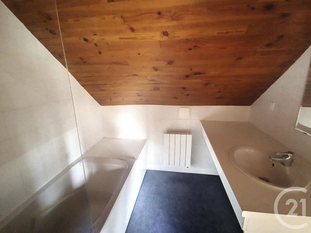 Appartement F1 à louer - 1 pièce - 26.59 m2 - ORLEANS - 45 - CENTRE - Century 21 Help'Immo