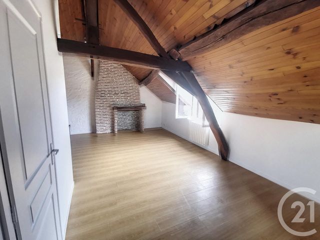 Appartement F1 à louer - 1 pièce - 26.59 m2 - ORLEANS - 45 - CENTRE - Century 21 Help'Immo