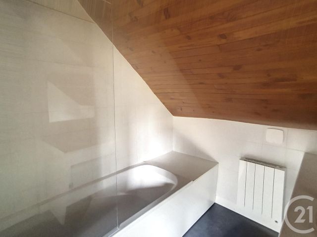 Appartement F1 à louer - 1 pièce - 26.59 m2 - ORLEANS - 45 - CENTRE - Century 21 Help'Immo