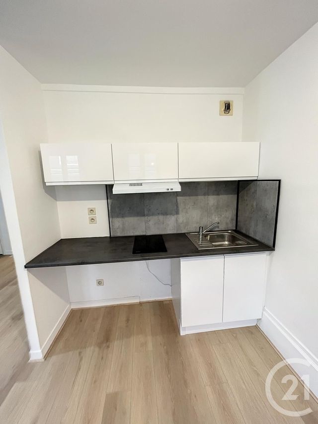 Afficher la photo en grand Appartement T2 à louer - 2 pièces - 40.11 m2 - ORLEANS - 45 - CENTRE - Century 21 Help'Immo