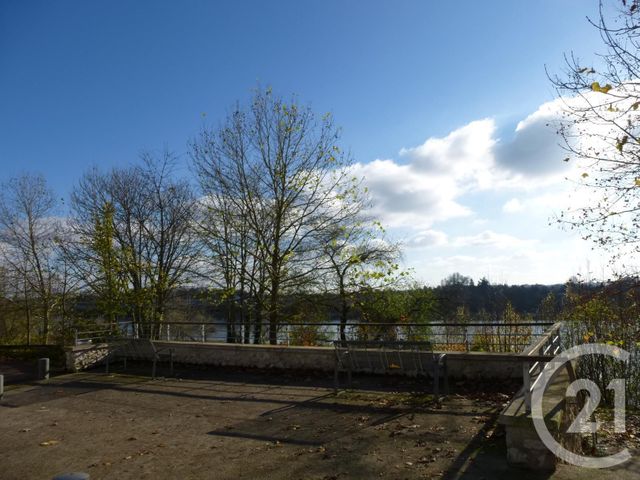 Appartement F2 à louer - 2 pièces - 44.04 m2 - ST JEAN DE LA RUELLE - 45 - CENTRE - Century 21 Help'Immo