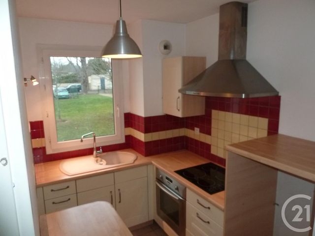 Appartement F2 à louer - 2 pièces - 44.04 m2 - ST JEAN DE LA RUELLE - 45 - CENTRE - Century 21 Help'Immo