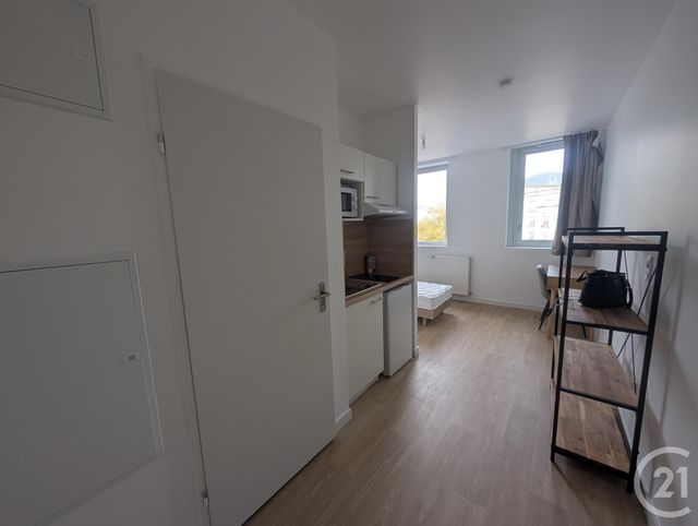 Appartement F1 à louer - 1 pièce - 18.82 m2 - ORLEANS - 45 - CENTRE - Century 21 Help'Immo