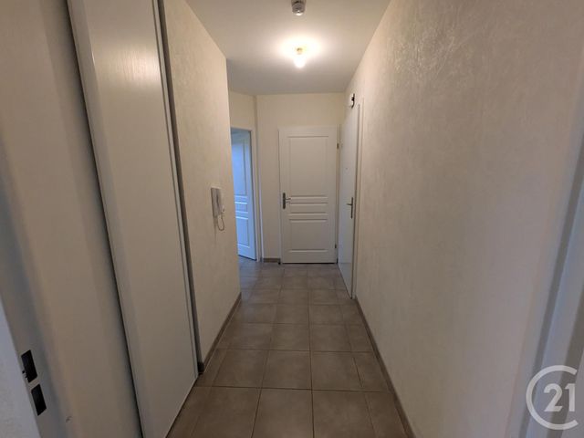 Appartement F2 à louer - 2 pièces - 44.45 m2 - ORLEANS - 45 - CENTRE - Century 21 Help'Immo