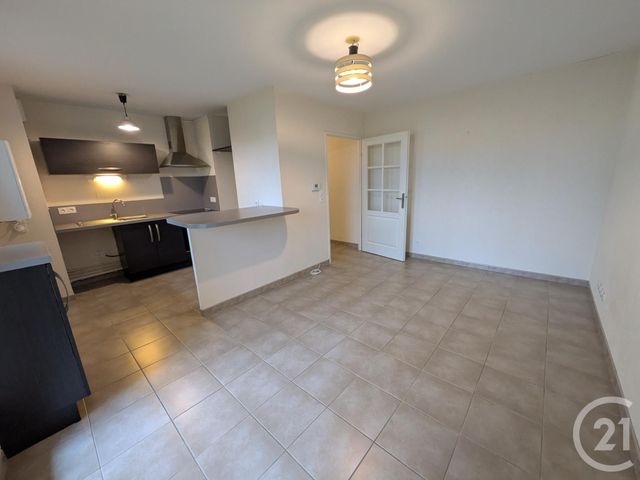 Appartement F2 à louer - 2 pièces - 44.45 m2 - ORLEANS - 45 - CENTRE - Century 21 Help'Immo