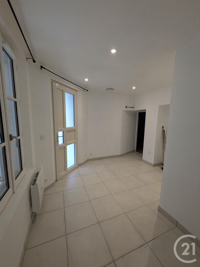 Appartement F4 à louer - 4 pièces - 90.66 m2 - INGRE - 45 - CENTRE - Century 21 Help'Immo