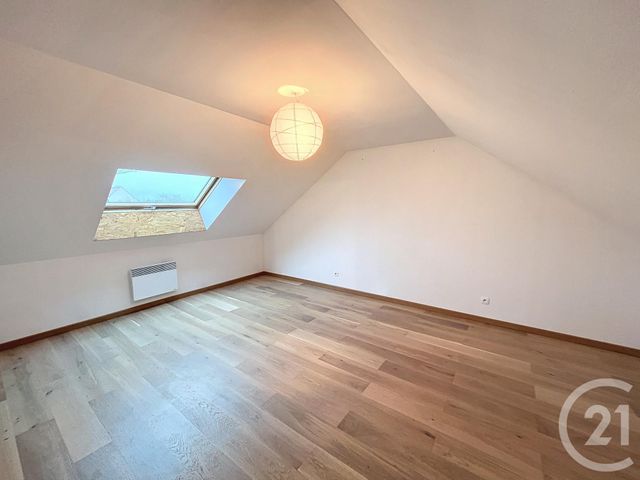 maison à louer - 8 pièces - 143.5 m2 - LA CHAPELLE ST MESMIN - 45 - CENTRE - Century 21 Help'Immo