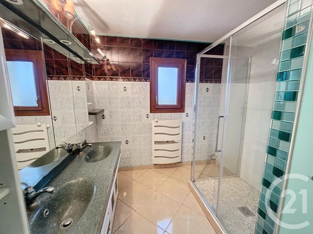 maison à louer - 8 pièces - 143.5 m2 - LA CHAPELLE ST MESMIN - 45 - CENTRE - Century 21 Help'Immo