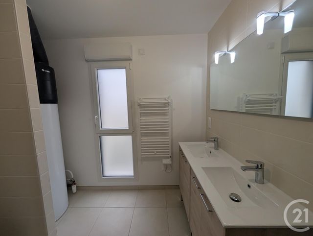 maison à louer - 4 pièces - 84.87 m2 - ST JEAN LE BLANC - 45 - CENTRE - Century 21 Help'Immo