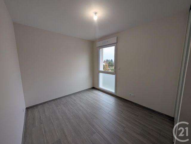 Appartement F3 à louer - 3 pièces - 62.0 m2 - ST JEAN DE LA RUELLE - 45 - CENTRE - Century 21 Help'Immo