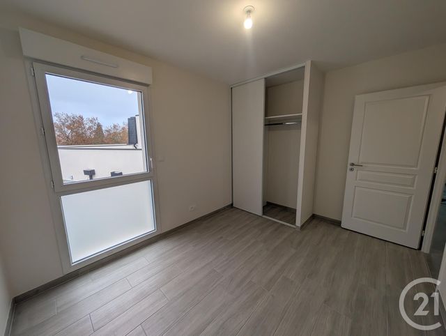 Appartement F3 à louer - 3 pièces - 62.0 m2 - ST JEAN DE LA RUELLE - 45 - CENTRE - Century 21 Help'Immo