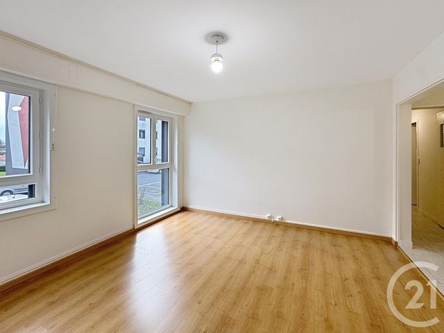 Appartement F4 à vendre - 4 pièces - 71.37 m2 - ST JEAN DE LA RUELLE - 45 - CENTRE - Century 21 Help'Immo