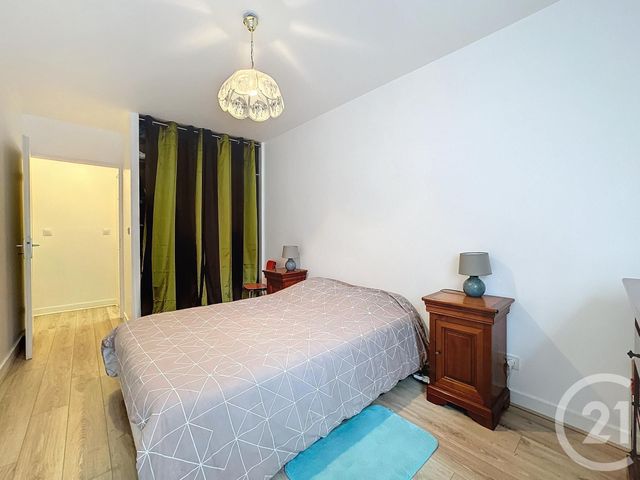 Appartement F2 à louer - 2 pièces - 60.0 m2 - ORLEANS - 45 - CENTRE - Century 21 Help'Immo