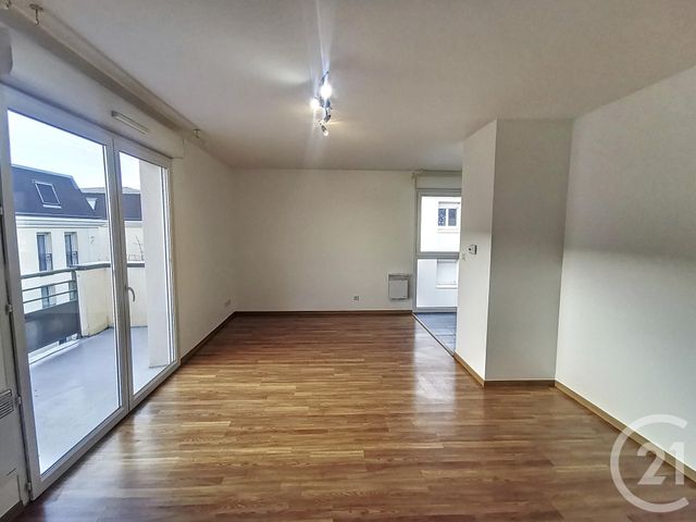 Appartement F3 à vendre - 3 pièces - 64.28 m2 - LA CHAPELLE ST MESMIN - 45 - CENTRE - Century 21 Help'Immo