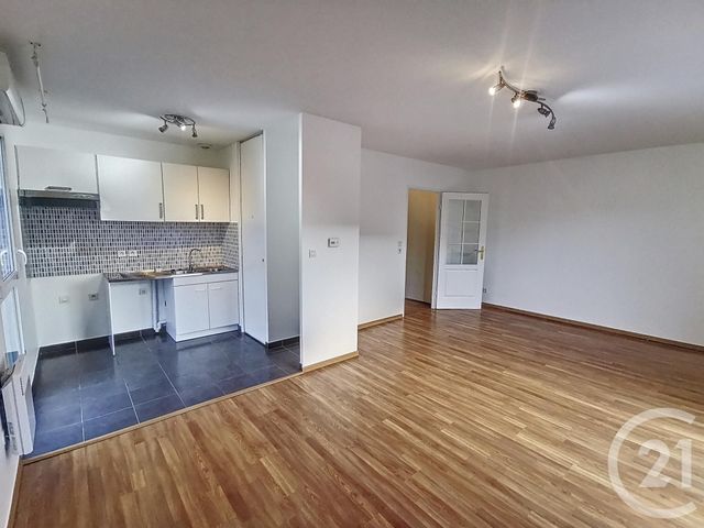 Appartement F3 à vendre - 3 pièces - 64.28 m2 - LA CHAPELLE ST MESMIN - 45 - CENTRE - Century 21 Help'Immo