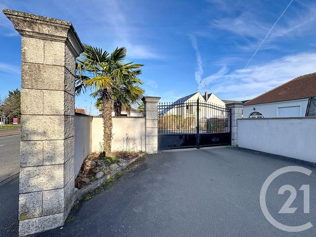 maison à vendre - 7 pièces - 145.0 m2 - LA CHAPELLE ST MESMIN - 45 - CENTRE - Century 21 Help'Immo