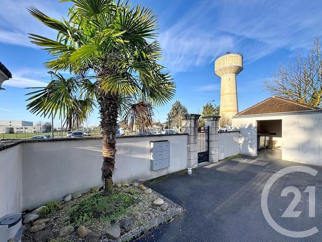 maison à vendre - 7 pièces - 145.0 m2 - LA CHAPELLE ST MESMIN - 45 - CENTRE - Century 21 Help'Immo