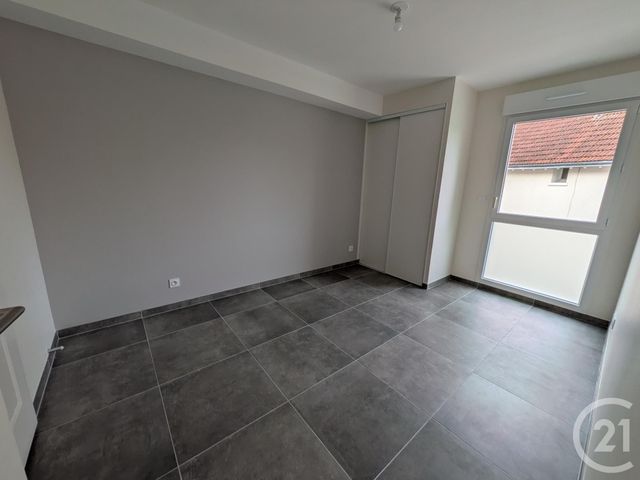 Appartement F2 à louer - 2 pièces - 45.15 m2 - ST JEAN DE LA RUELLE - 45 - CENTRE - Century 21 Help'Immo