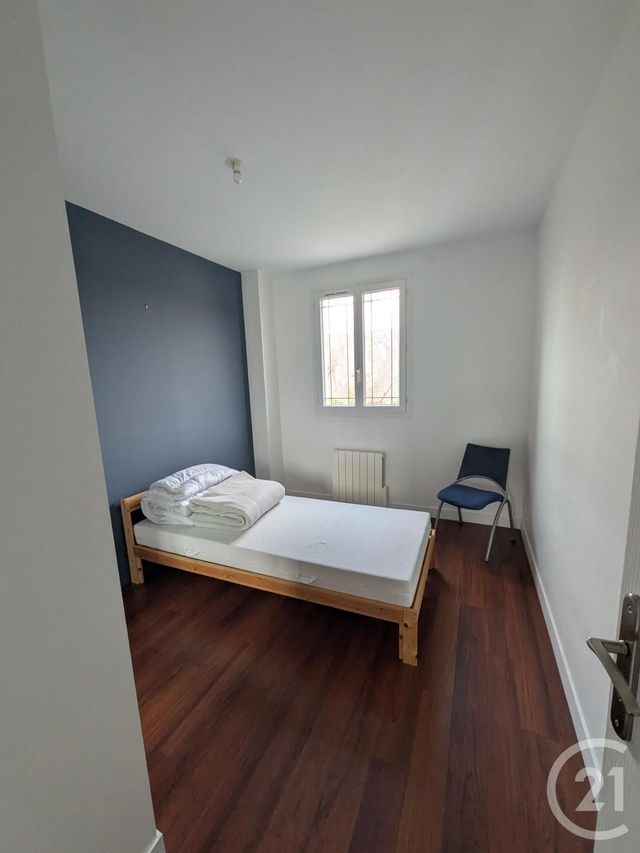 maison à louer - 7 pièces - 145.0 m2 - LA CHAPELLE ST MESMIN - 45 - CENTRE - Century 21 Help'Immo