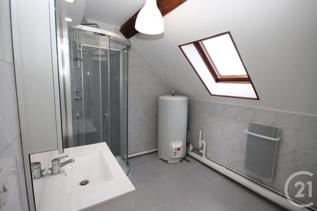 Appartement F3 à louer - 3 pièces - 56.18 m2 - CHAINGY - 45 - CENTRE - Century 21 Help'Immo