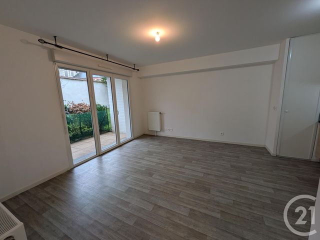 Appartement F2 à louer - 2 pièces - 42.0 m2 - LA CHAPELLE ST MESMIN - 45 - CENTRE - Century 21 Help'Immo