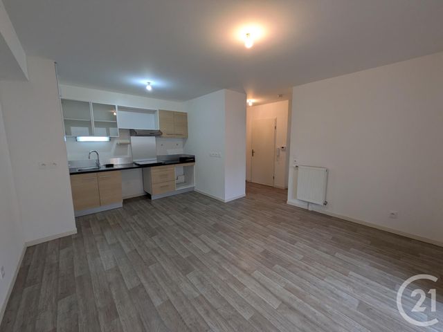 Appartement F2 à louer - 2 pièces - 42.0 m2 - LA CHAPELLE ST MESMIN - 45 - CENTRE - Century 21 Help'Immo