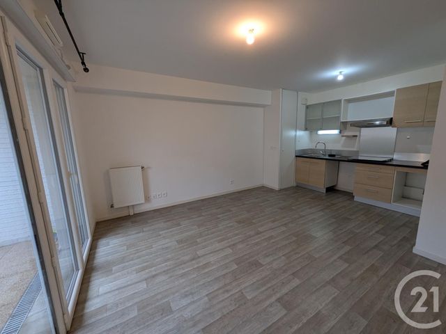 Appartement F2 à louer - 2 pièces - 42.0 m2 - LA CHAPELLE ST MESMIN - 45 - CENTRE - Century 21 Help'Immo