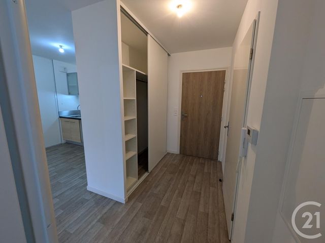 Appartement F2 à louer - 2 pièces - 42.0 m2 - LA CHAPELLE ST MESMIN - 45 - CENTRE - Century 21 Help'Immo